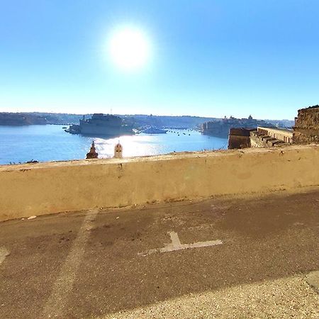 Oasis 22 Savynomad Harbour Residences Wow Views Valletta Buitenkant foto